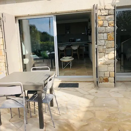 Calanque Апартаменты