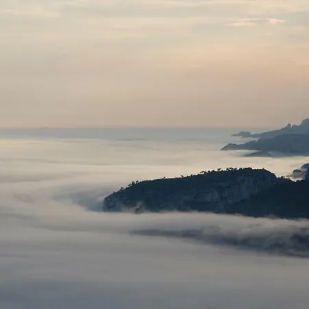 Calanque Апартаменты